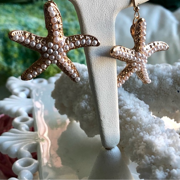 NEW! Hawaiian Hibiscus Seashell Earrings Rhinestones Beach Jewelry - Picture 2 of 7